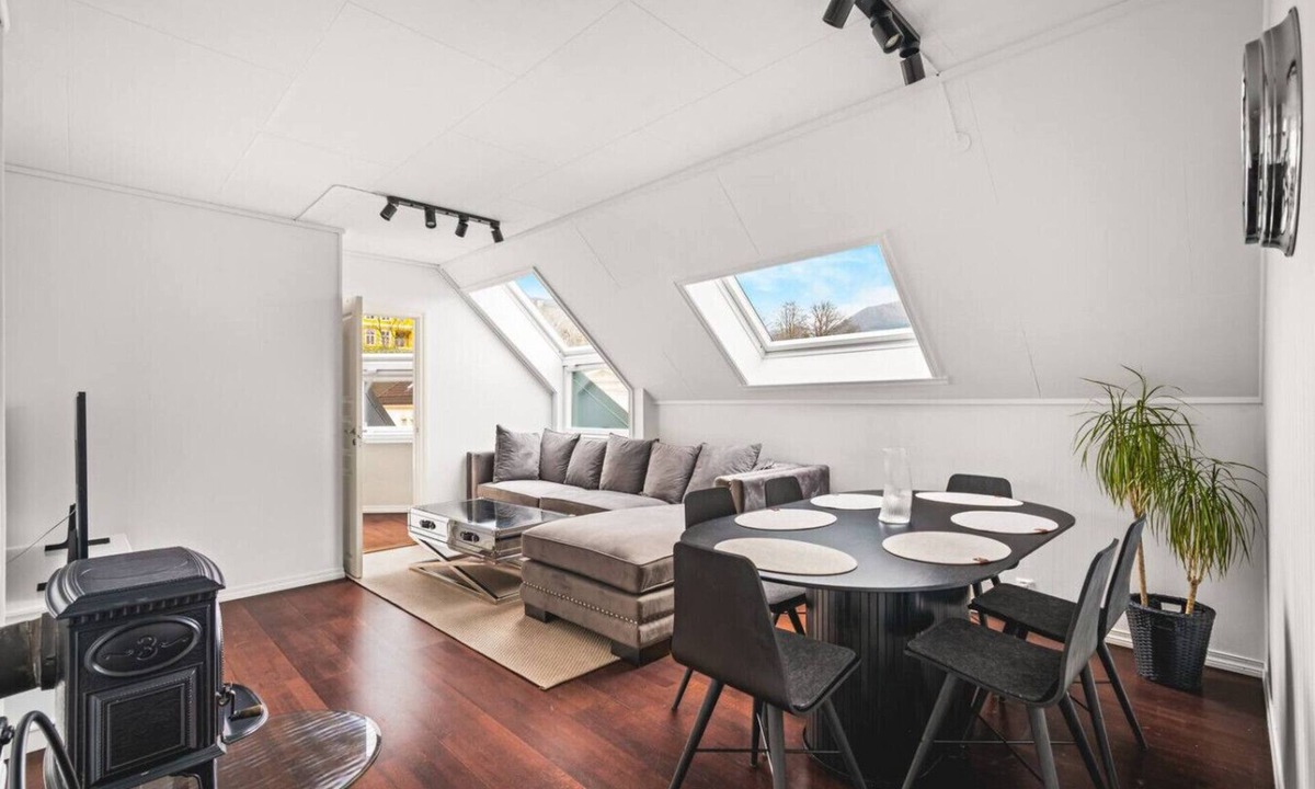 Bergen City Centre Apartment | Spacious 3-Bedroom Apartment in Central Bergen