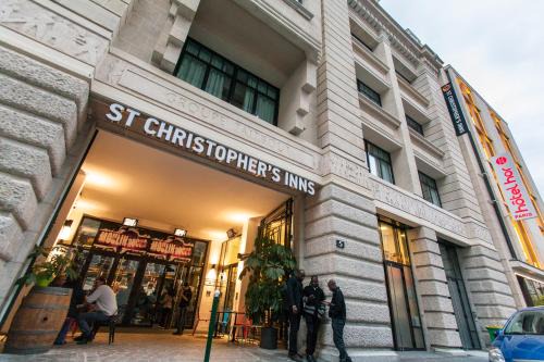 Saint-Vincent-de-Paul Hostel | St Christopher's Paris - Gare du Nord