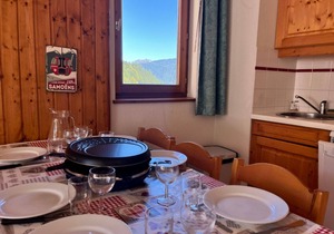 Bright apartment at the foot of the slopes with direct access to Grand Massif in Morillon