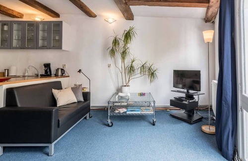 Burgwallen Nieuwe Zijde Apartment | Anny's warehouse city centre!