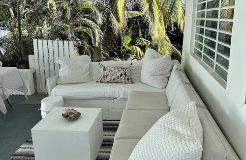 Bravos de Boston House | Charming Beachfront Bungalow in Vieques