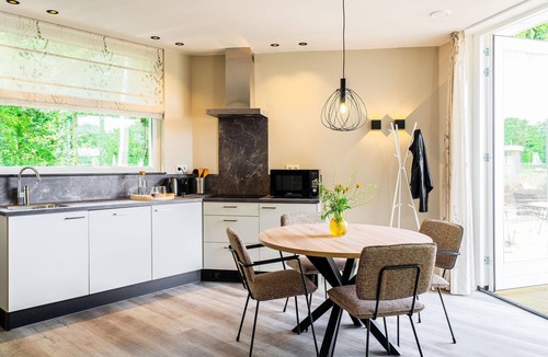 Nieuw-Bergen House | Cozy home in Afferden with house a panoramic view