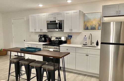 Bay Esplanade Apartment | CWB Retreats at Bayside Suite 2 & View 3