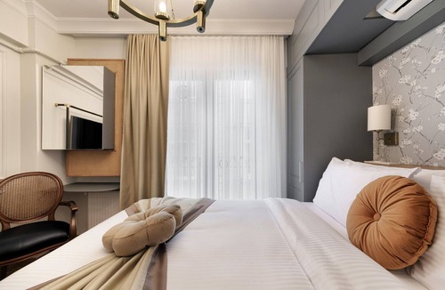 Gumussuyu Mahallesi Apartment | Daphne Pera Jasmin Apart. Beyoglu City Centre