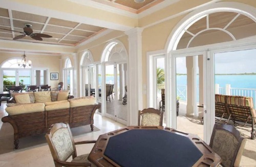 George Town House | Fabulous Oceanfront Exuma Home