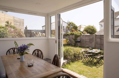 Gorran Haven House | Gorgeous Cottage, Parking, Short Walk to Beach