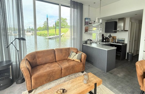 Ohe en Laak Apartment | Maasterp - Woonboot 1 by Interhome