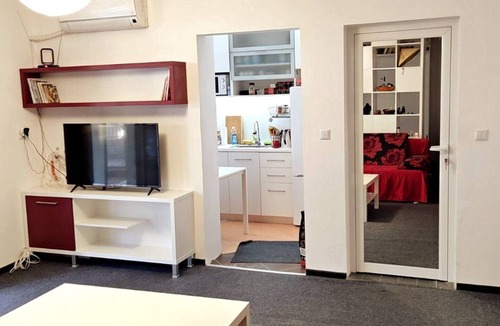 Vitosha District Apartment | Mountain Panorama 2