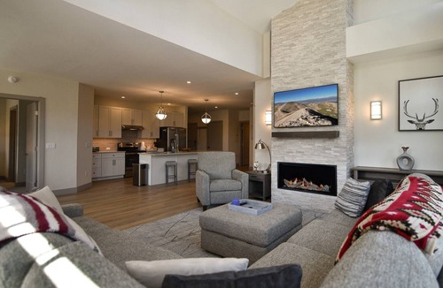 Silverthorne Condo | Spacious condo centrally located in Silverthorne!