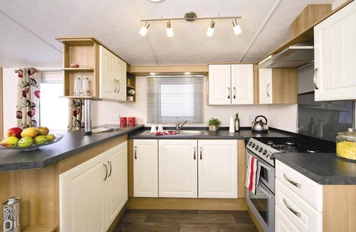 Burnham-on-Sea House | Standard economy caravan with one double and one twin.