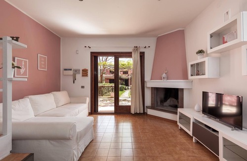Solanas Villa | The good life. Home, beach, sun, Relax 🏖