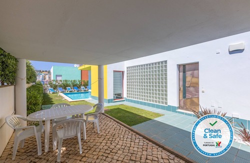 Albufeira Villa | V4 Villa with private pool, garden and sea views