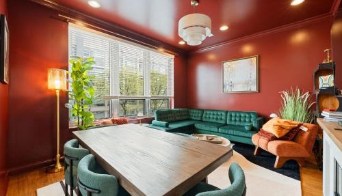 1 Free Parking Gym Balcony Sleeps 10