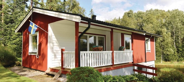 2 bedroom stunning home in Mjöback