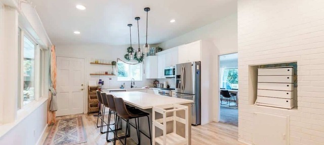 5645 116th Ave NE Kirkland Whole House · Spacious Kirkland Work-Ready Home-2 Off