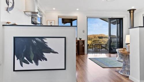 Affinity Luxury Studio with Spa and Amazing Views in Ravensbourne