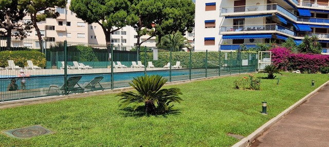 Agréable T2 Climatisé, Accès Piscine Privée, 6eme Avec Ascenseur, vue mer à 50 m