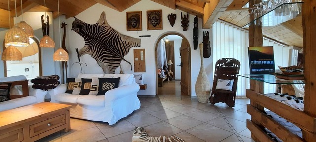 Apartment 'Fewo Eitermoser Afrikanischer Traum' with Private Terrace in Pfaffing