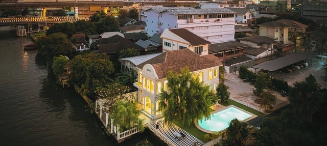 Arpo Pool Villa Riverside Bangkok | 3-Bedroom Private Villa Near MRT & Iconsiam