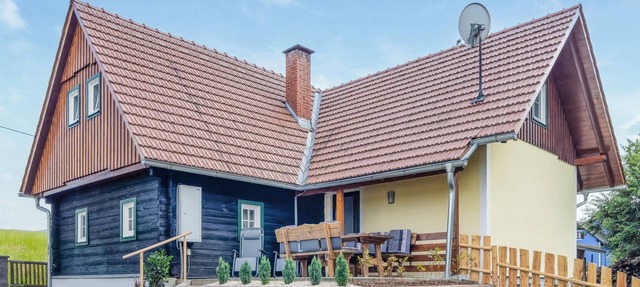 Awesome home in Wies with WiFi
