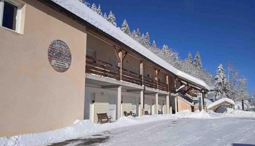 Babaute 7, studio typique au pied des pistes in Prémanon