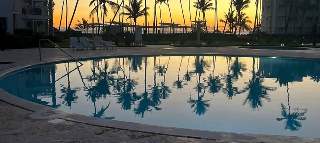 Beachfront Oversized 1 Bedroom Condo, Playa Turquesa in Punta Cana
