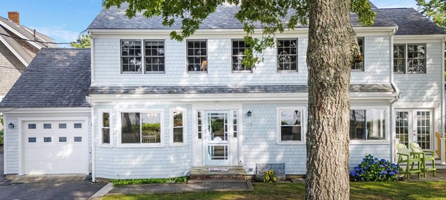 Beautiful waterfront property and steps away from multiple beaches in Wareham