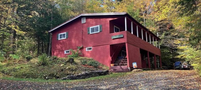 Cabin Near Stratton and Mt. Snow w/hot tub, sauna
