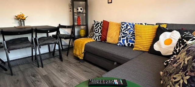 CBS Arena - Modern Home Near M6 NEC and UHCW Hospital - Ideal for Work Stays - walking distance to CBS Arena