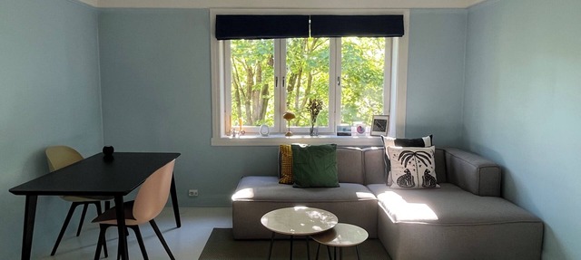 Centric 1-bedroom apartment right by Hallénparken