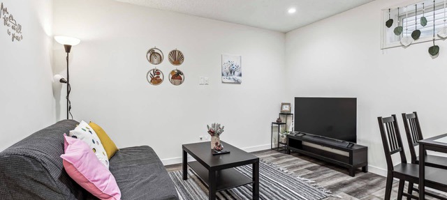 Charming 1BR Basement Suite w Parking—Calgary in Calgary