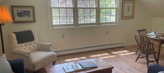 Charming studio with WiFi and AC in gorgeous St. Albans