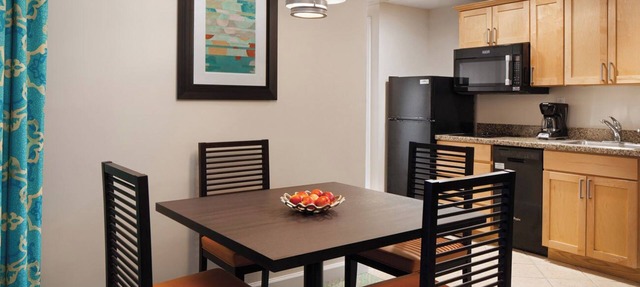 Condo in Paradise- Harborside Bahamas- Free Access to Atlantis Resort- 2BR 2B