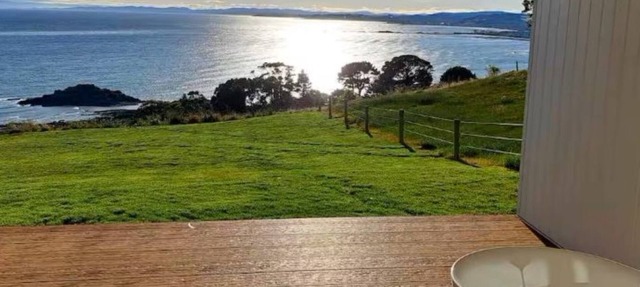 Couples Luxury Retreat with Outdoor Bath, Ocean Views and Total Privacy