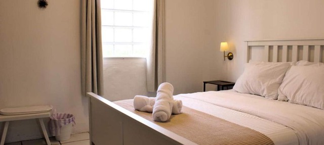 Cozy Boho RetreatKing1GCentralSmrtTVsLushBeds