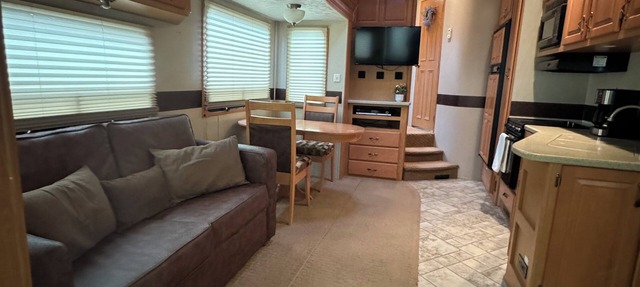 Cozy camper in the heart of Central Oregon