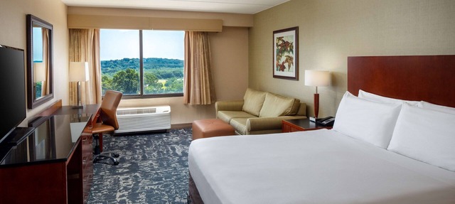 DoubleTree by Hilton Boston North Shore in Danvers