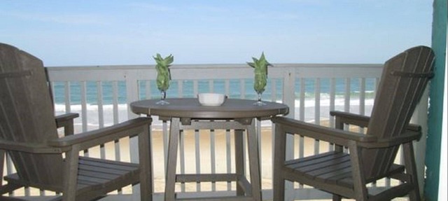 Enjoy your magnificent ocean views from your huge balcony!