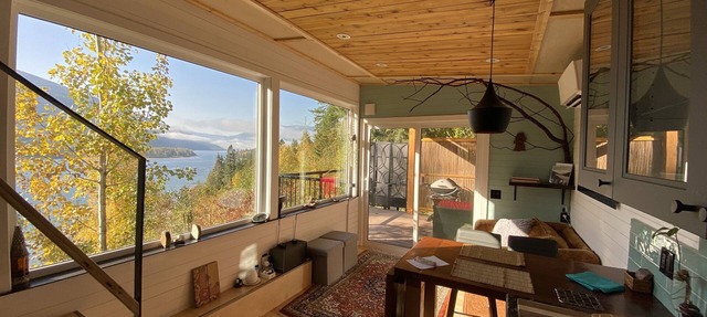 Epic View Tiny House in Nelson