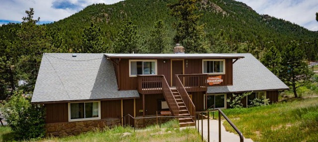 Estes Park Adventure Hostel