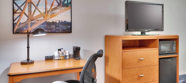 Fairfield Inn & Suites by Marriott Seattle Bellevue/Redmond