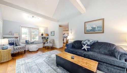 Ferry Harbor Cottage