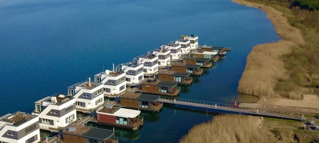 Floating house "Meerferien" - on the large Goitzsche lake - PURE LUXURY in Bitterfeld-Wolfen