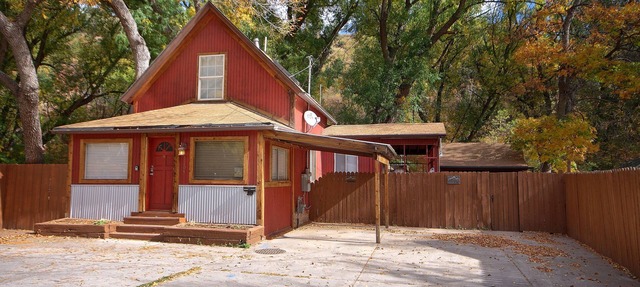 Great remodeled Downtown Manitou Springs Home Lic#9244