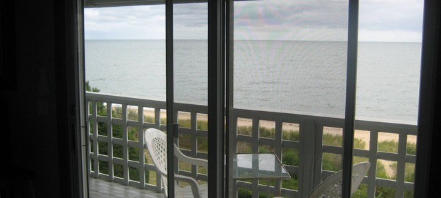 Idyllic Cape Cod beachfront home in Mashpee