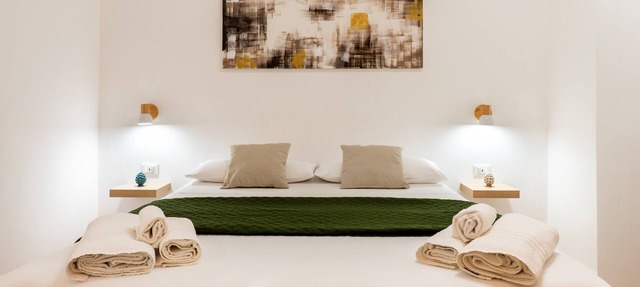'Il Cortile Holiday House - Dimora Maiolica' Apartment with Wi-Fi and Air Conditioning