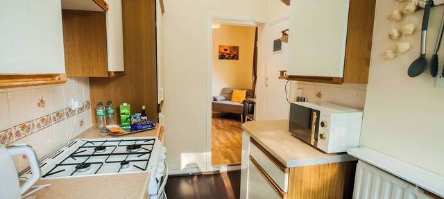 Kingston Central Garden House with Free Parking