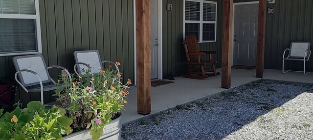 Knotty Squirrel Unit 3 Multibedroom Suite