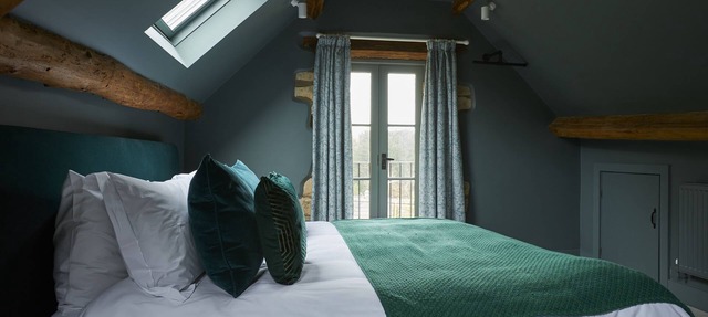Lily Cottage - A Romantic Haven
