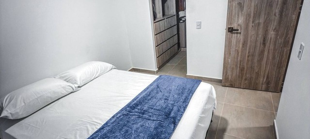 Lindo apartamento cerca de centros médicos FOSCAL, FOSUNAB y centros comerciales